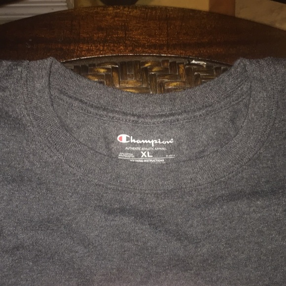 Boston Red Sox onesie/Boston university T-shirt - Picture 4 of 8